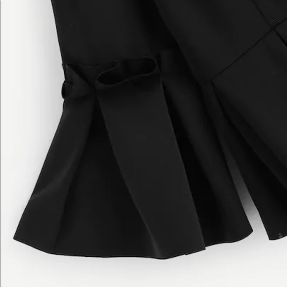 Zipper Ruffle Bell Sleeves Jacket Blazer Black - Picture 3 of 4